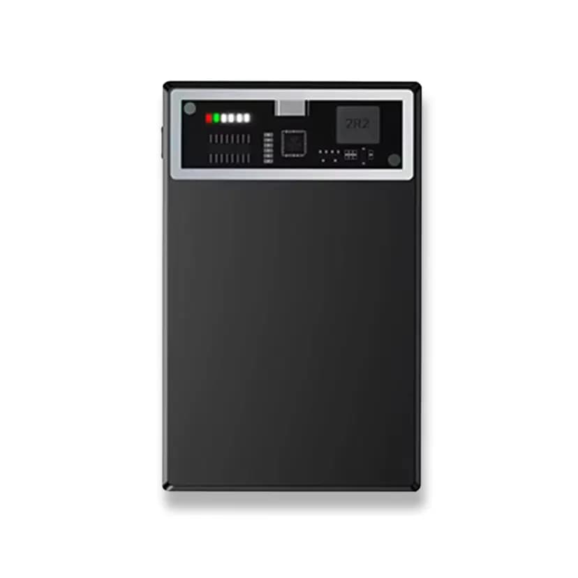 Promosyon siyah manyetik powerbank, yüzeyde gri halka ve şimşek simgesi bulunan