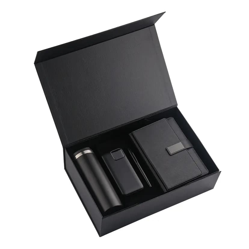 500 ml çelik termos ve 10.000 mAh powerbank içeren promosyon seti